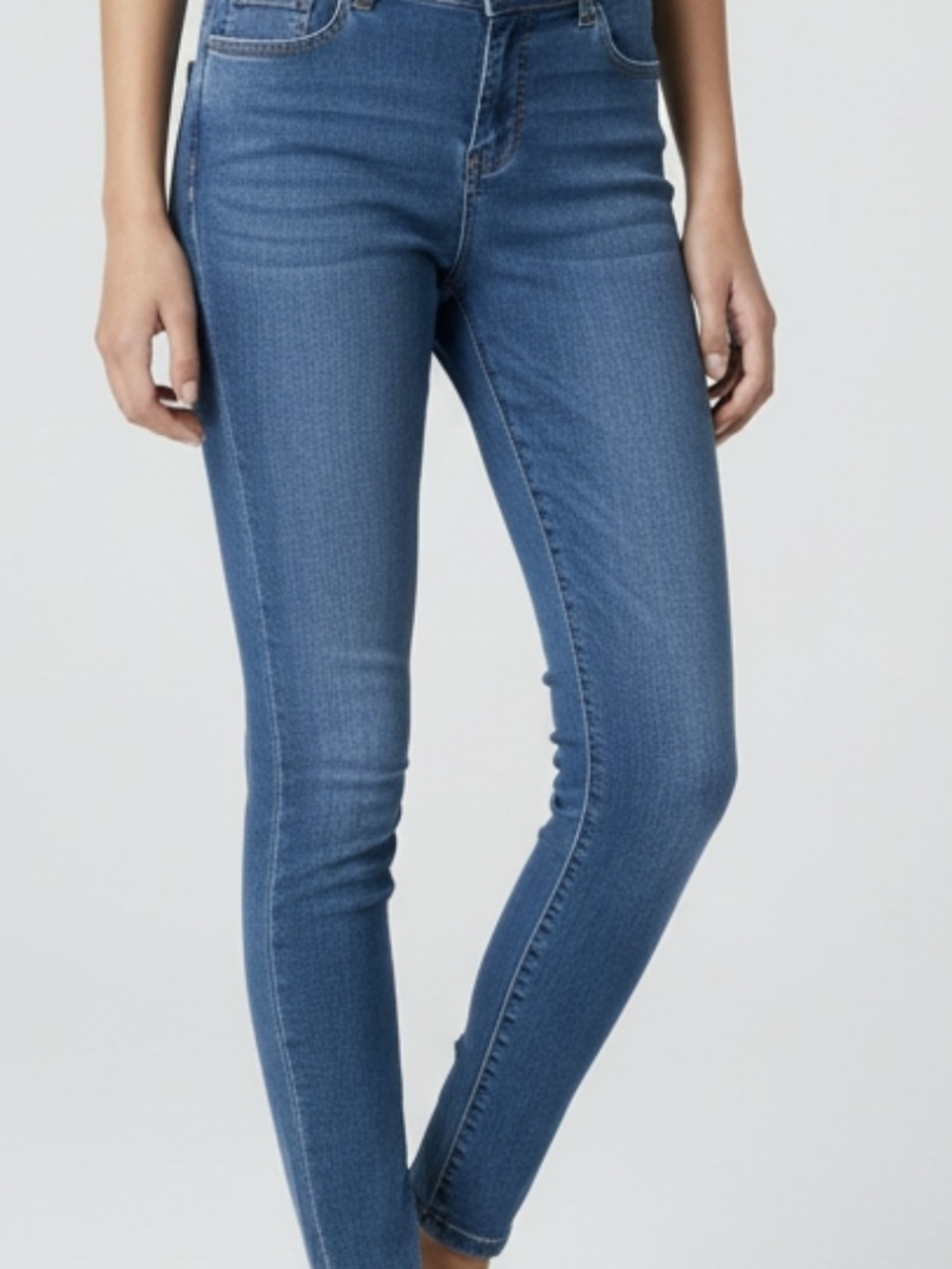 Classic Mid-Blue Women's Skinny Jeans